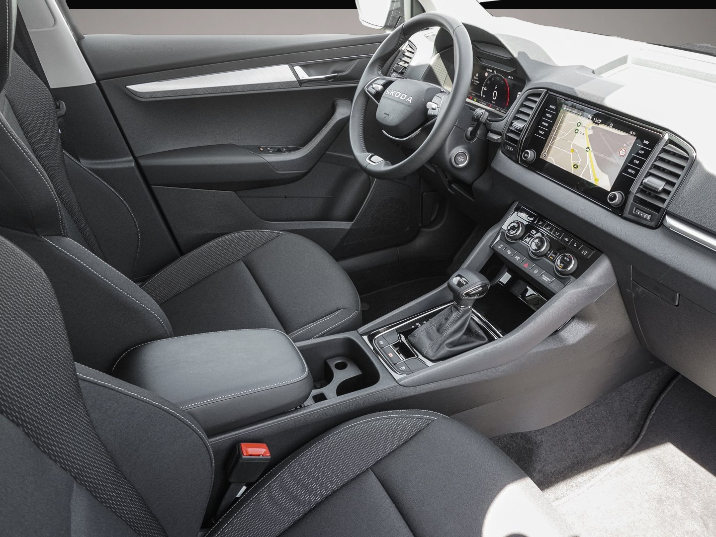 Bild 6 Skoda Karoq 2.0 TDI DSG Selection Tour