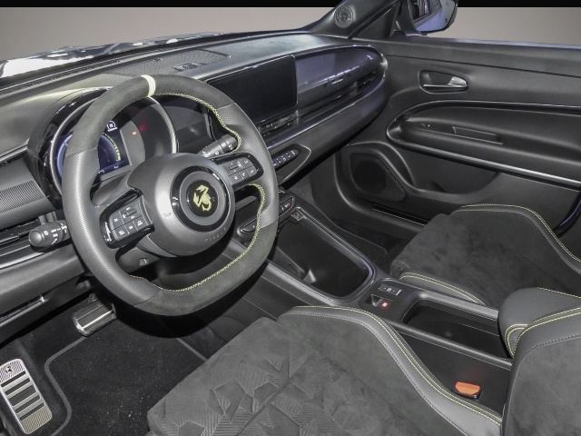 Fotografie 3 des Abarth 600e Scorpionissima Navi Leder Soundsystem 360 K