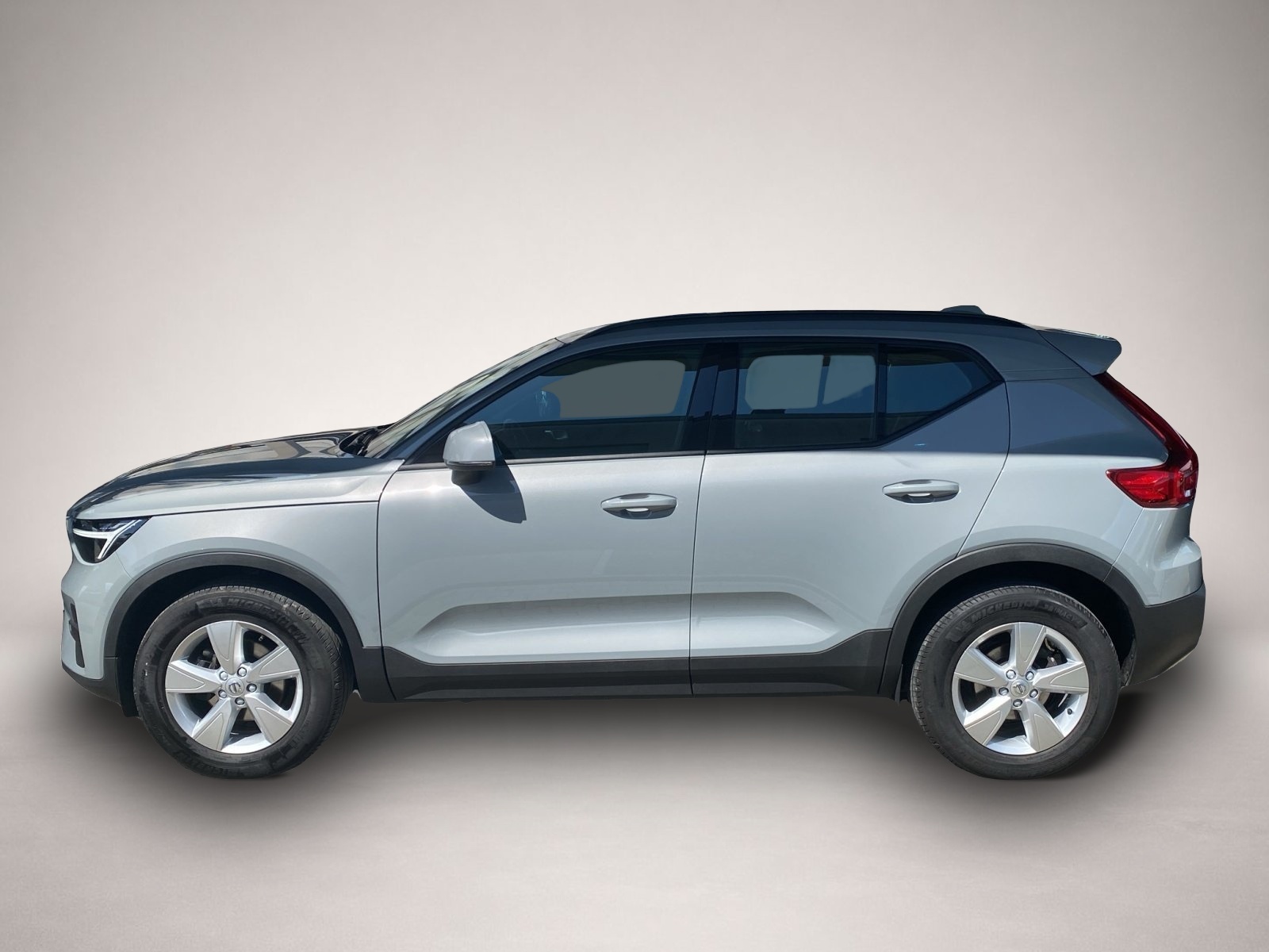 Bild 2 Volvo XC40 T2 Essential LED+Fernlichtass.+Kam.+KlimaA