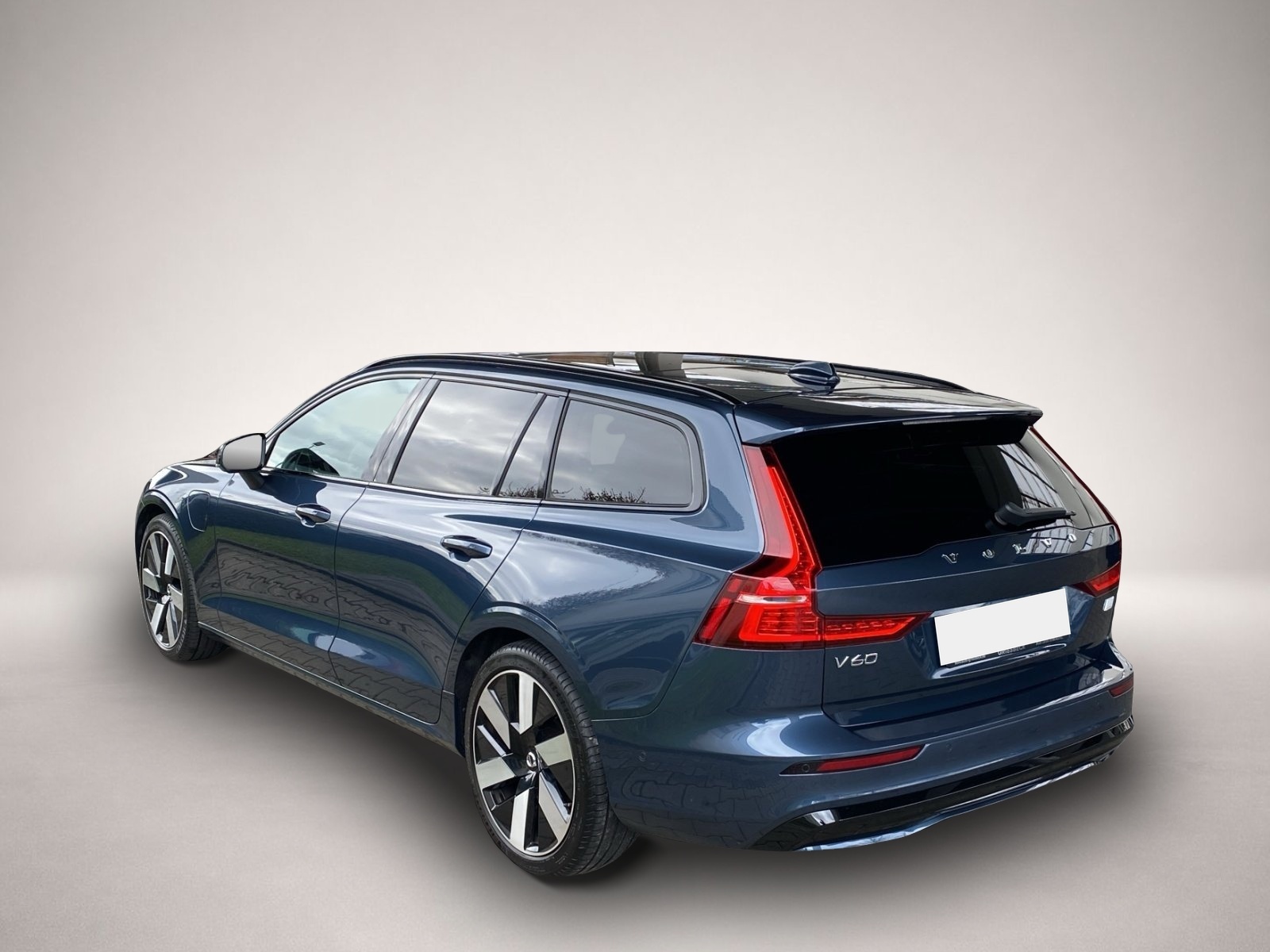Fotografie 3 des Volvo V60 Kombi T8 Ultra Dark Recharge WiPa*SHZ*DAB*LE