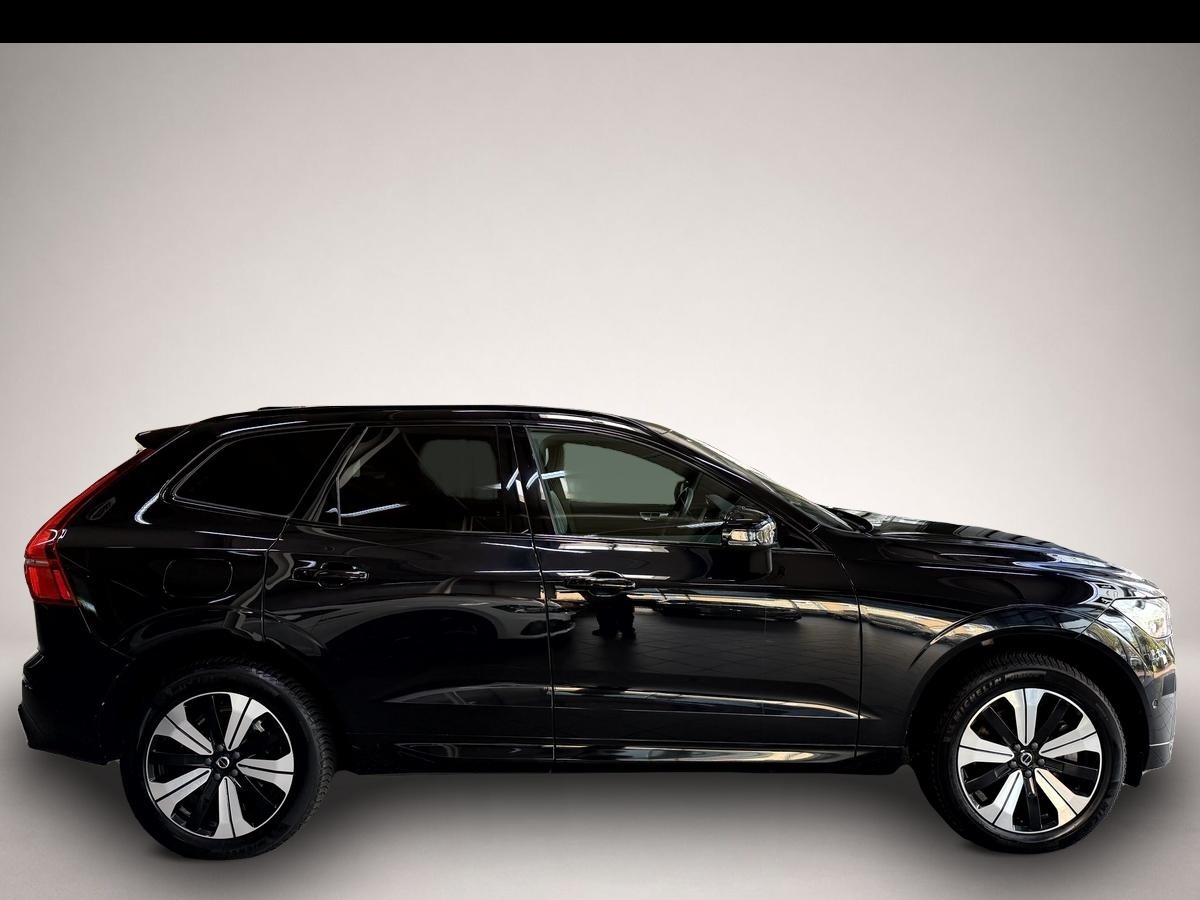 Bild 4 Volvo XC60 T6 AWD Recharge R Design Pano ACC AHK H/K