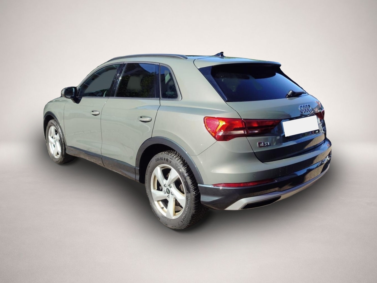 Bild 4 Audi quattro Q3 40TFSI quattro advanced Pano SHZ Kessy