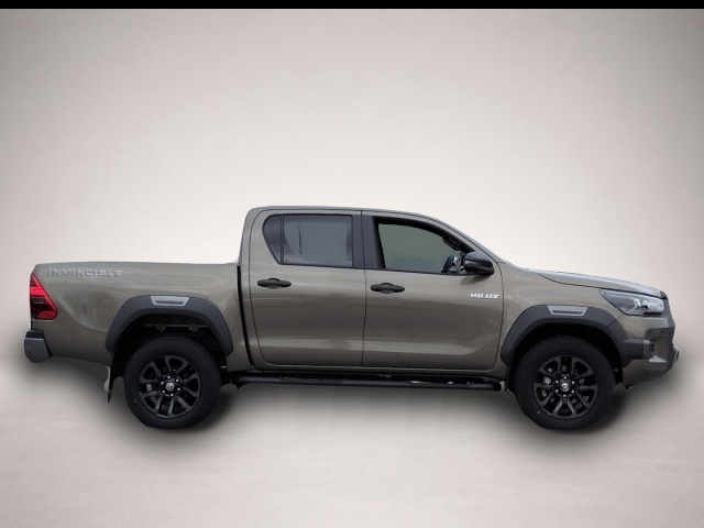 Fotografie 2 des Toyota Hilux Invincible 4x4 2.8Mild-Hyb*Autom AHK 360°K