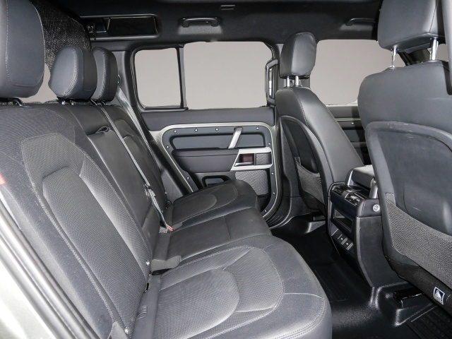 Bild 3 Land Rover Defender 110 X-Dynamic SE D300 Mild-Hybrid Luftf