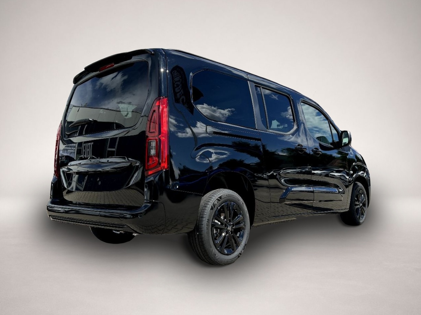 Bild 4 Fiat Qubo L L2 Icon 1.5 *7-Sitzer LED Navi ACC Sitzh.