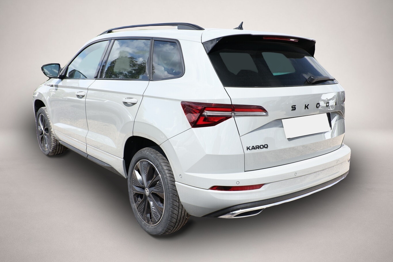 Bild 4 Skoda Karoq DSG Sportl Matrix Nav 360 Canton ACC Kessy