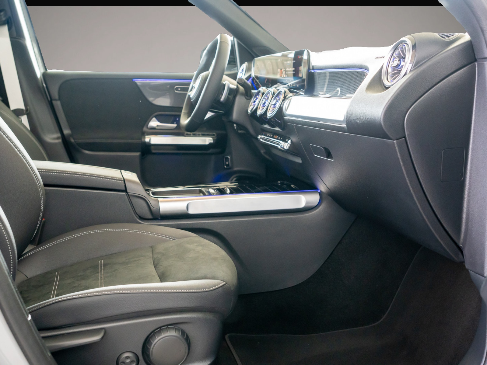 Bild 2 Mercedes-Benz GLB 200