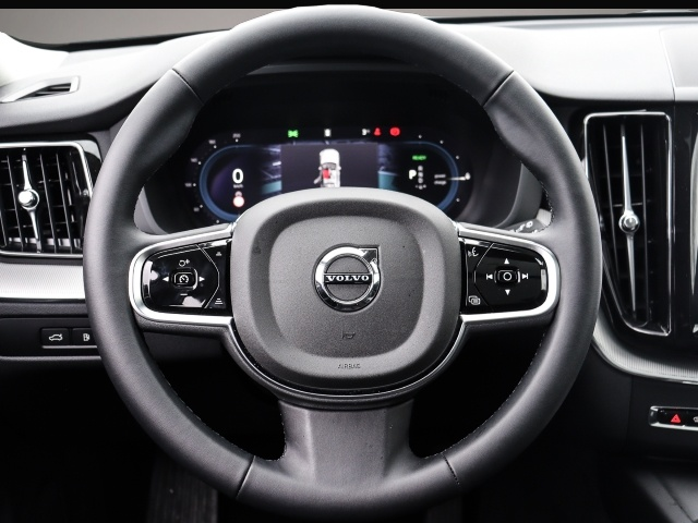 Bild 5 Volvo XC60 Plus Bright Recharge Plug-In Hybrid AWD T8