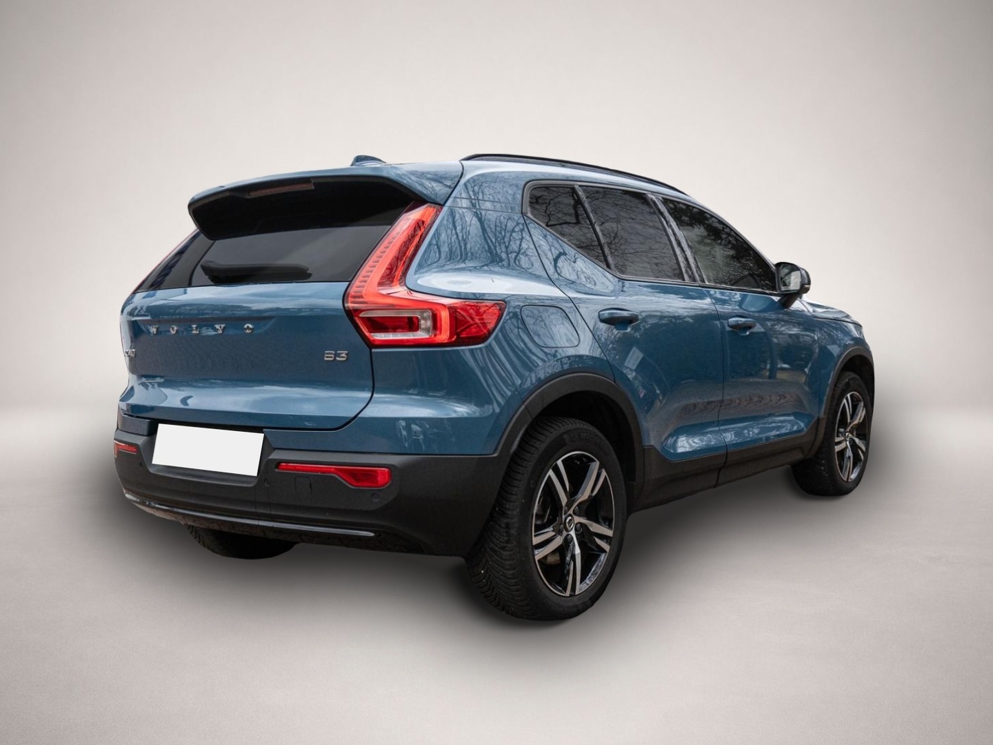 Bild 2 Volvo XC40 Plus Dark 2WD El. Panodach Digitales Cockpi