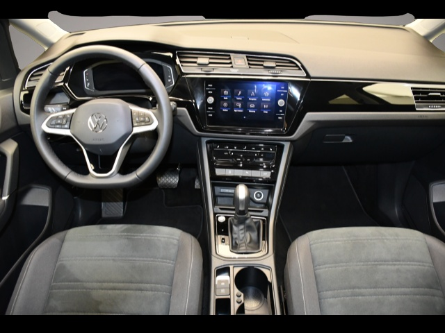 Bild 4 Volkswagen Touran 1.5TSI DSG Highline 7SITZE/ACC/WINTER