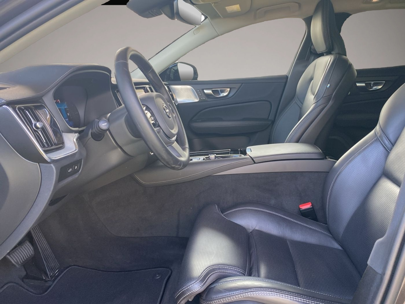Bild 7 Volvo V60 Kombi T8 Ultra Dark Recharge WiPa*LED*Navi*