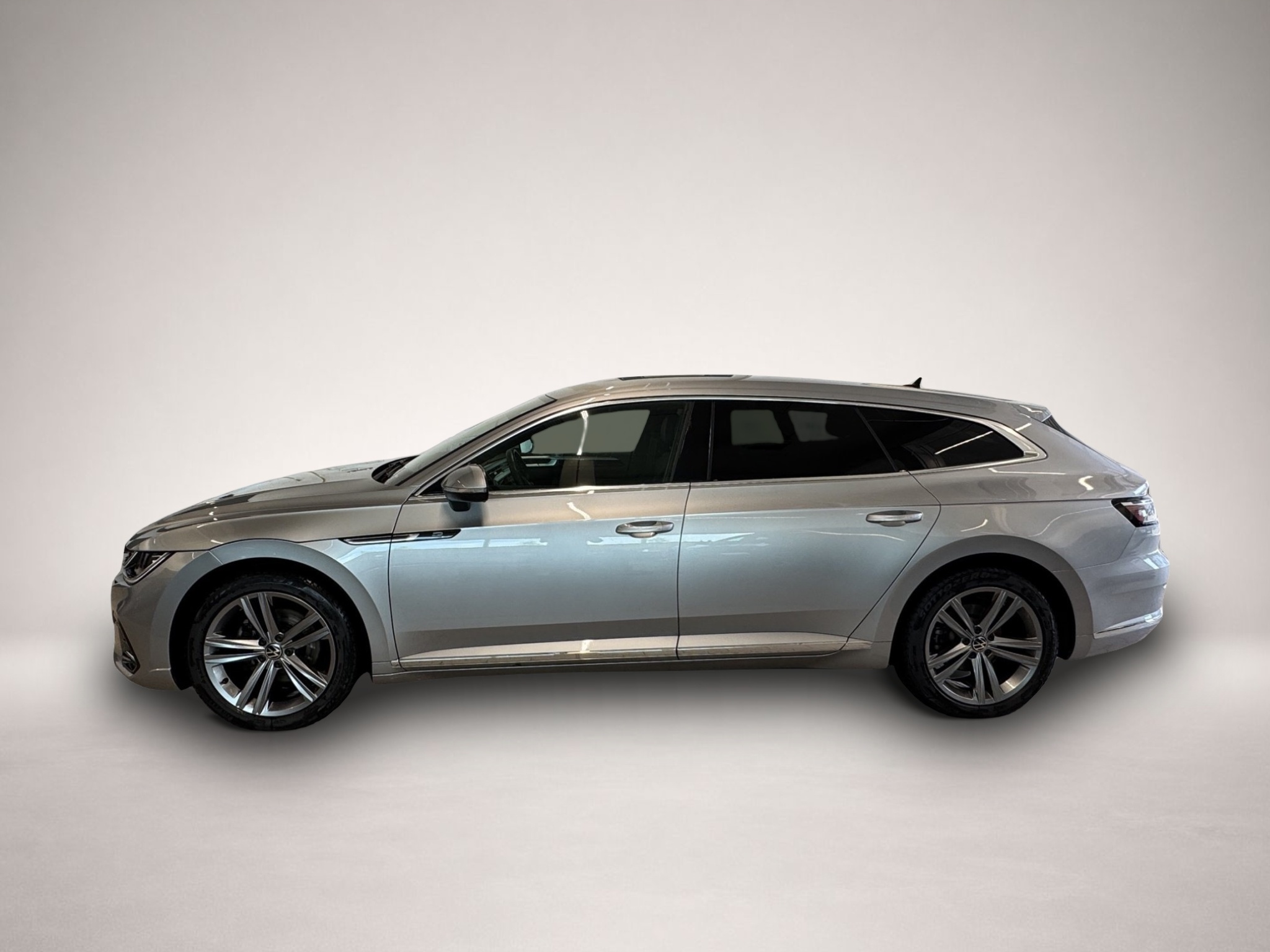 Bild 3 Volkswagen Arteon Shooting Brake 2.0 TDI DSG R-Line IQ.LIGH