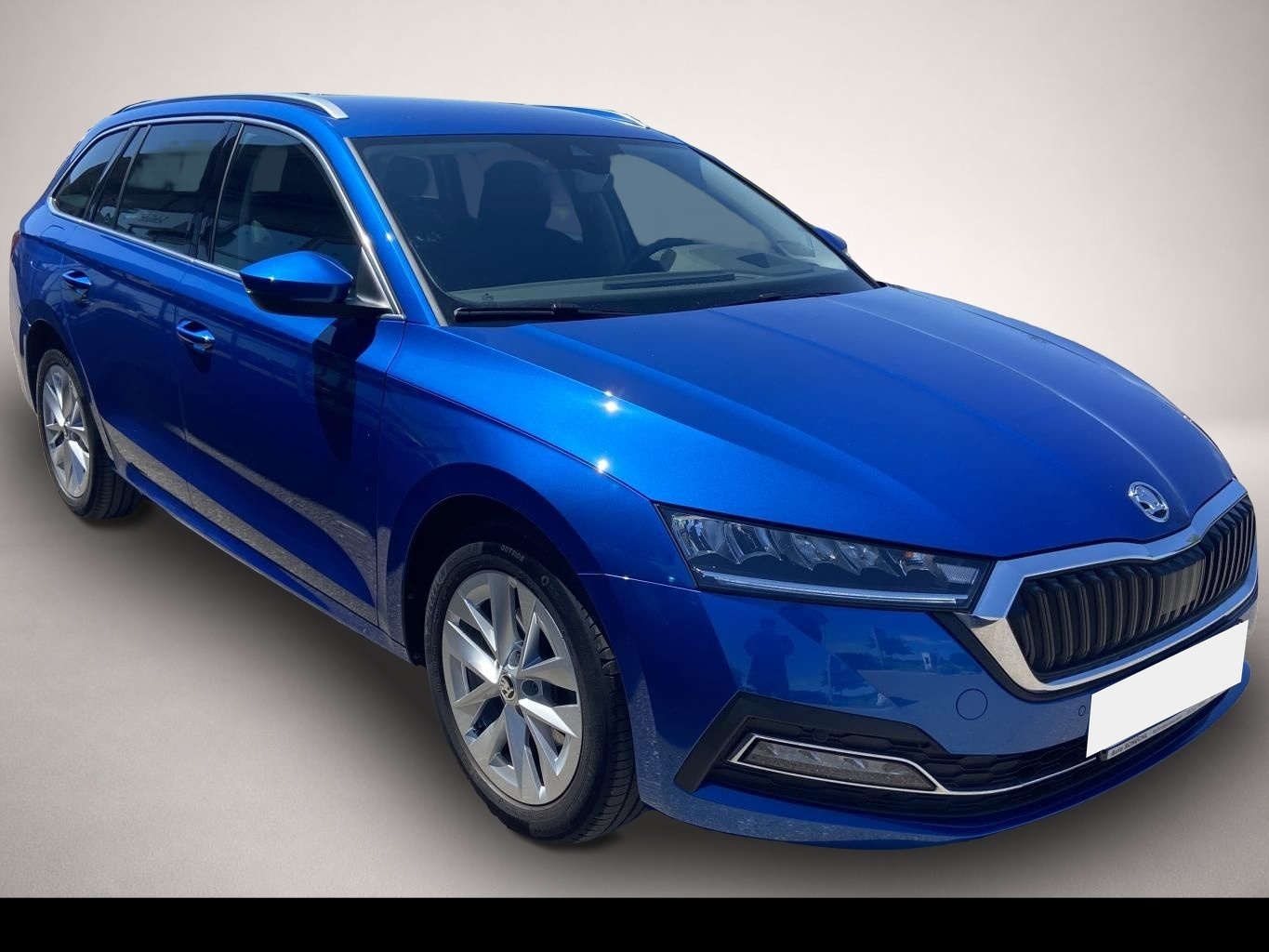 Fotografie 5 des Skoda Octavia Combi 2.0 TDI DSG STYLE AHK+HEAD-UP+EL.H