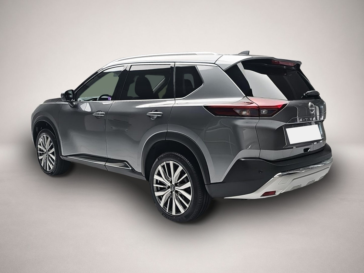 Fotografie des Nissan X-TRAIL 1.5 VC-T MHEV AUTO. TEKNA PANORAMA BOSE