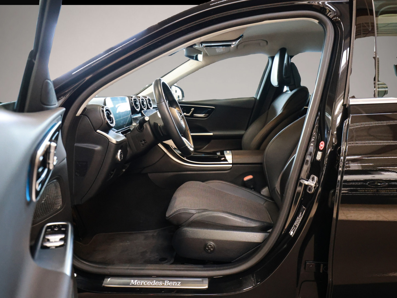 Bild 7 Mercedes-Benz C 200