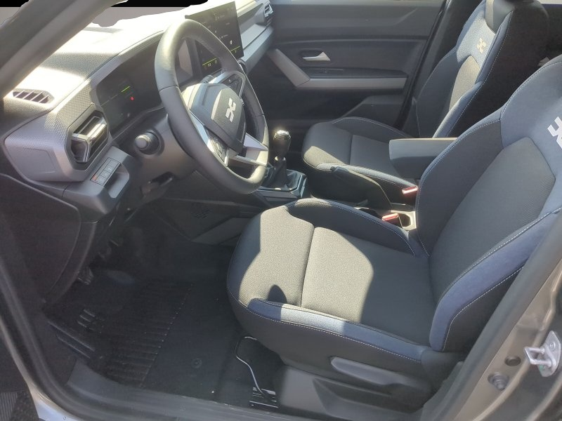 Bild 4 Dacia Duster TCe 140 Expression SHZ LKHZ Navi