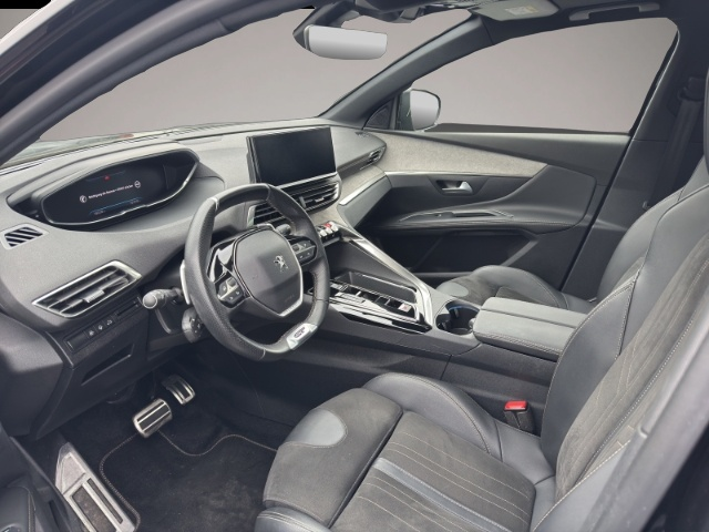 Bild 7 Peugeot 5008 Hybrid 136 GT 7-Sitzer +PANO+LED+SHZ+MEMORY