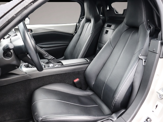 Bild 6 Mazda MX-5 Exclusive-Line Soundsystem Bose LED Sperrdi