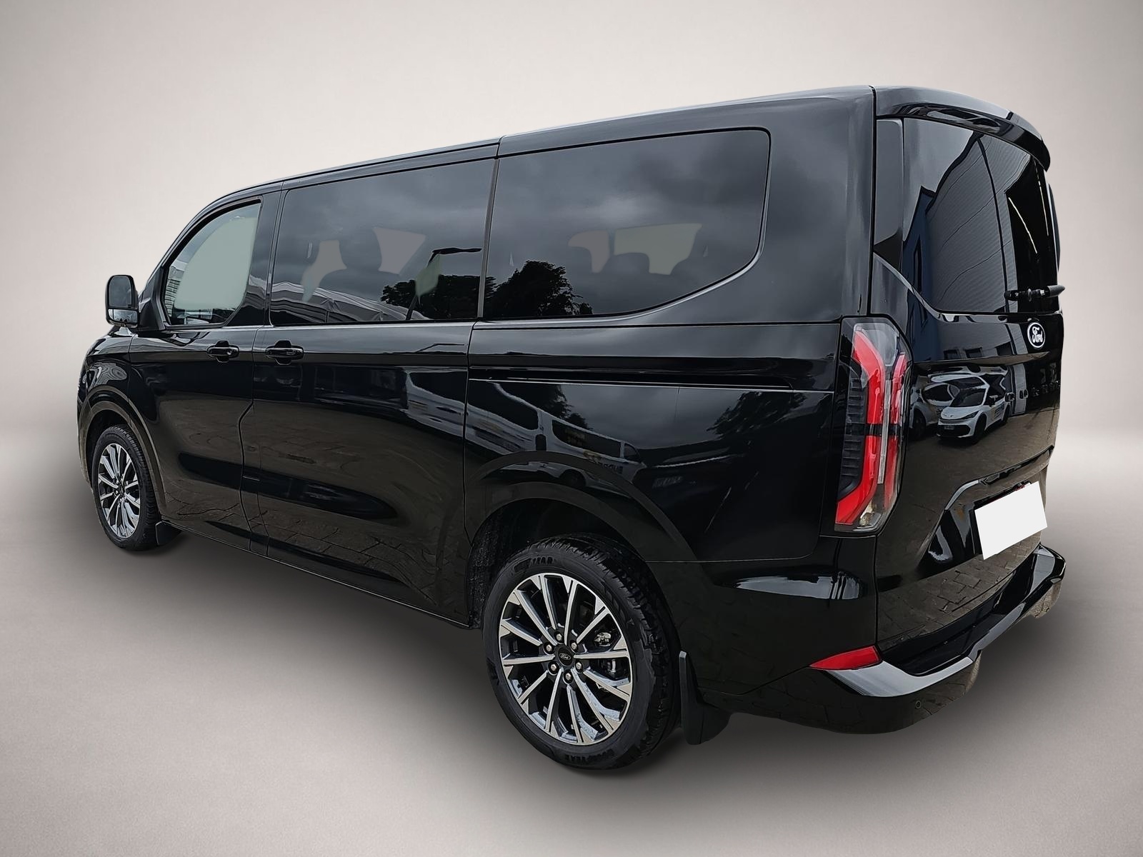 Bild 5 Ford Tourneo Custom 2.0 EB Autom. AWD Titanium X AHK