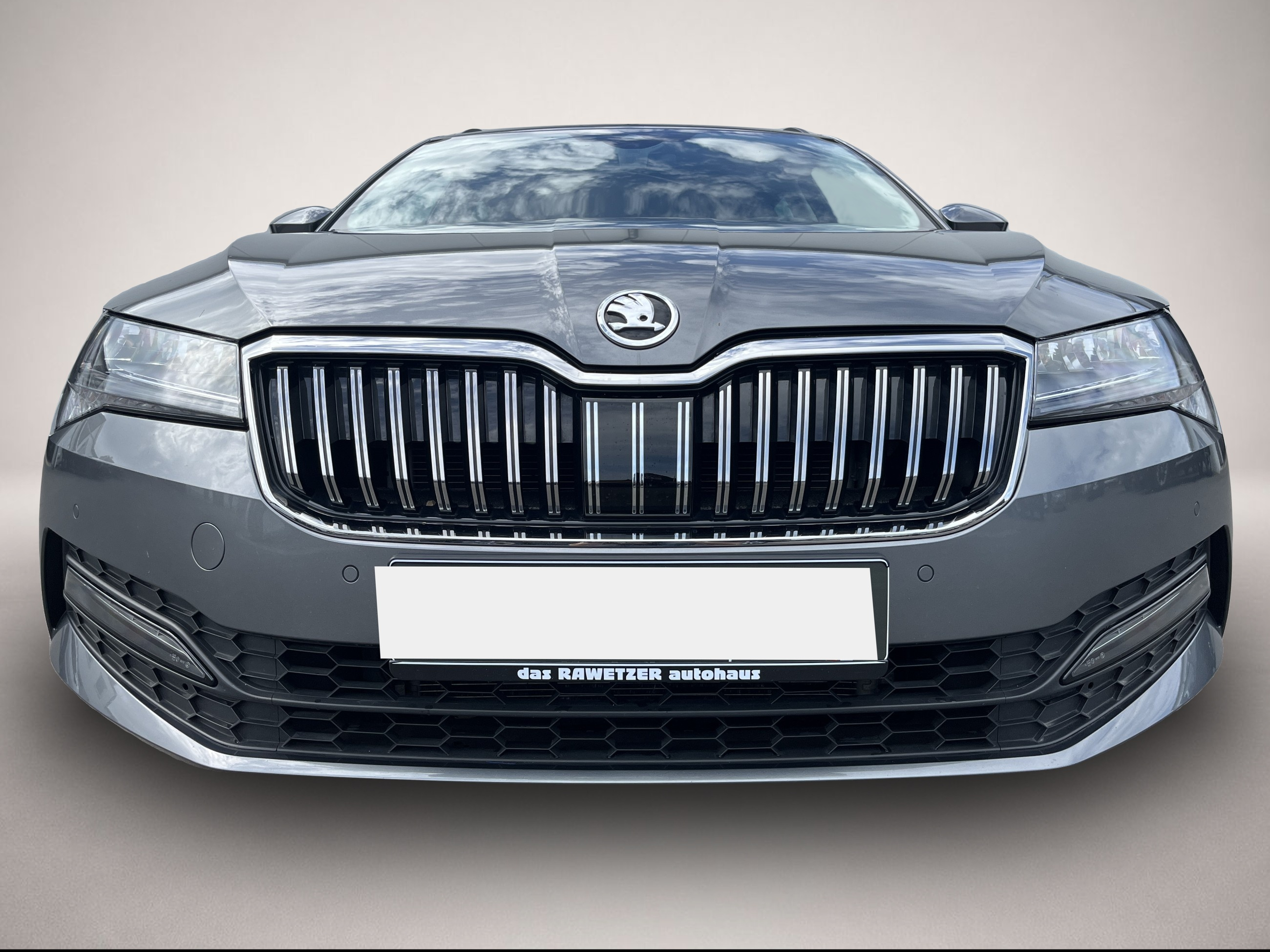 Bild 2 Skoda Superb Combi 2.0 TDI DSG Ambition AHK STHZ VirtC
