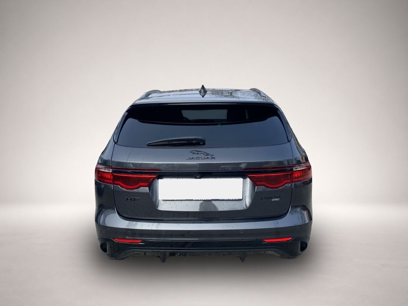 Fotografie 4 des Jaguar XF Sportbrake R-Dynamic AWD Dynamic Black