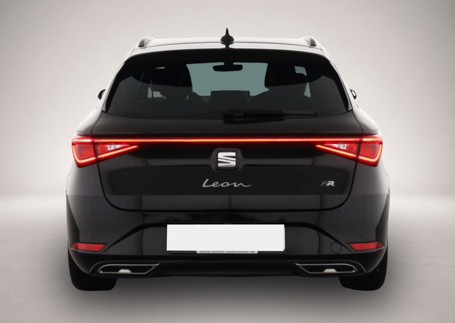 Fotografie Seat Leon Sportstourer 2.0 TDI FR