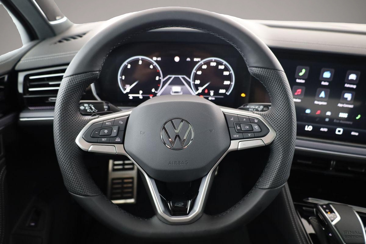 Bild 6 Volkswagen Touareg 3.0 TDI V6 R-LINE Black Final Edition, H