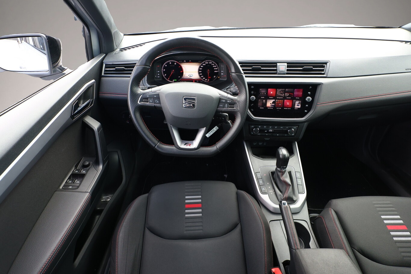 Bild 7 Seat Arona 1.0 TSI 115 DSG FR LED Nav ParkAs SHZ Kam