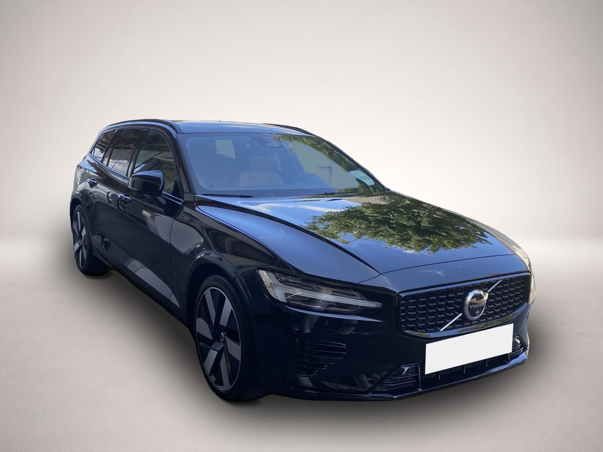 Bild 4 Volvo V60 Ultra Dark Recharge Plug-In Hybrid AWD Navi