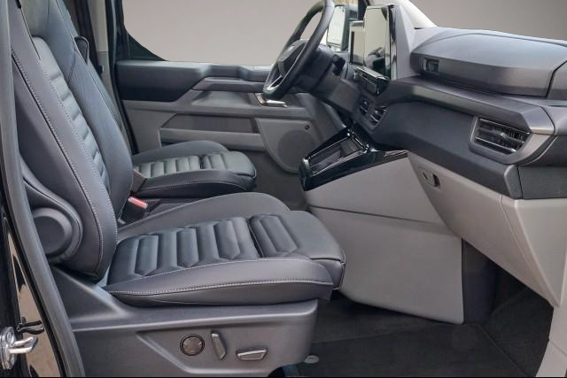 Bild 4 Ford Tourneo Custom 320 L1 BUS 2.0 TDCi 125kW 8Gg-Aut Titanium - neu