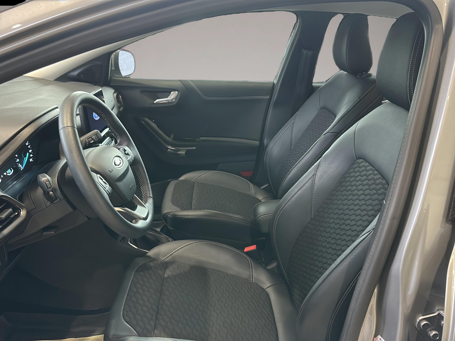 Ford Puma Puma Titanium X Bluetooth Navi LED Klima - Thumbnail 6