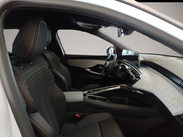 Bild 7 Peugeot 5008 136 Allure Navi 360° Kam Panoramad LED ACC