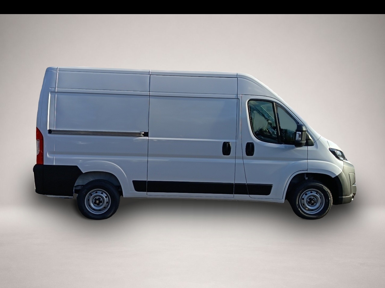 Bild 7 Fiat Ducato L2H2 3.0 + AHK + RFK u. PDC + CarPlay u.