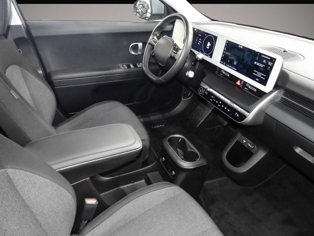 Bild 3 Hyundai IONIQ 5 Elektro Navi Digitales Cockpit LED ACC A