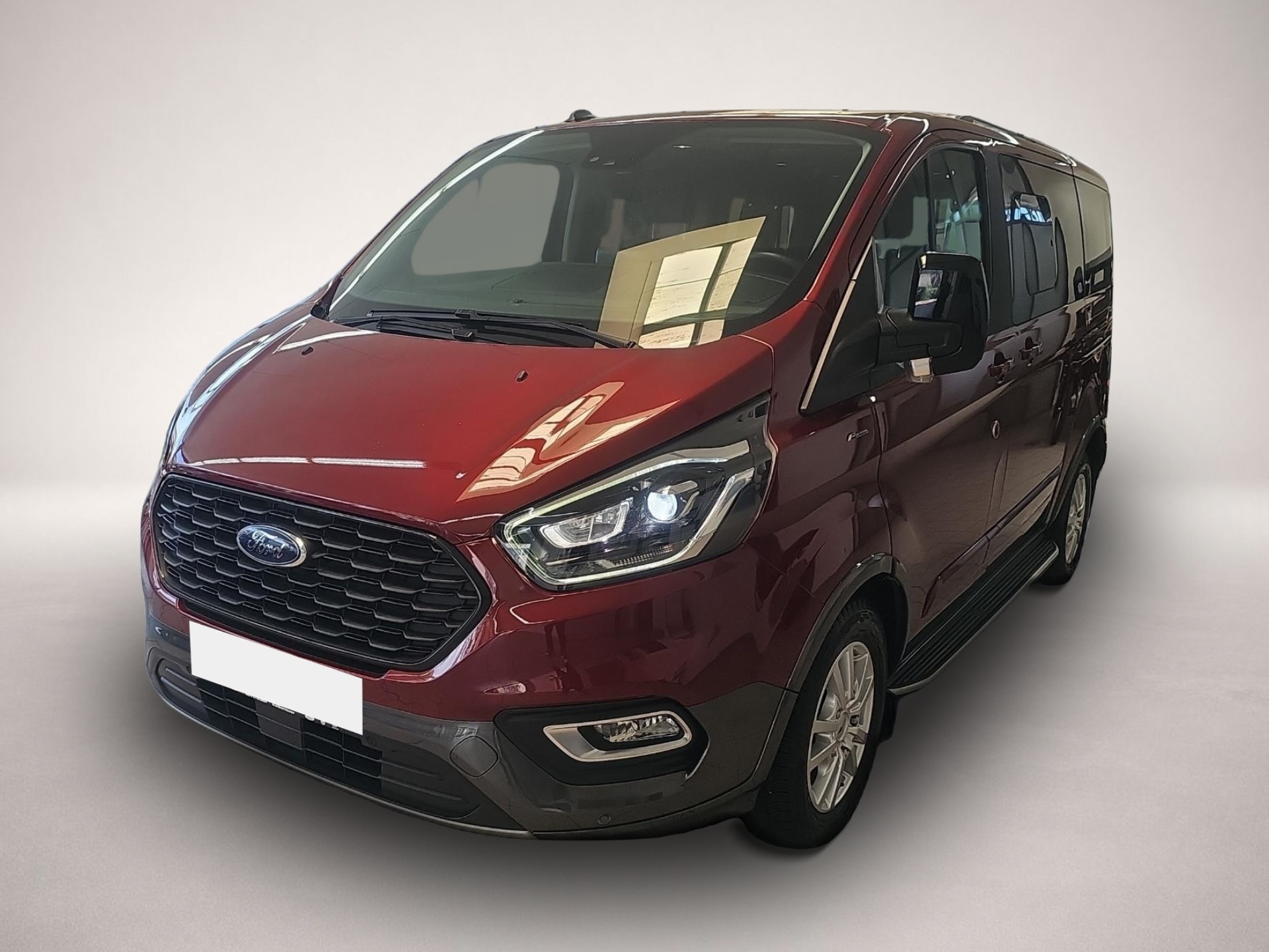 Bild 1 Ford Tourneo Custom Active L1 8-fach bereift Bluetoot
