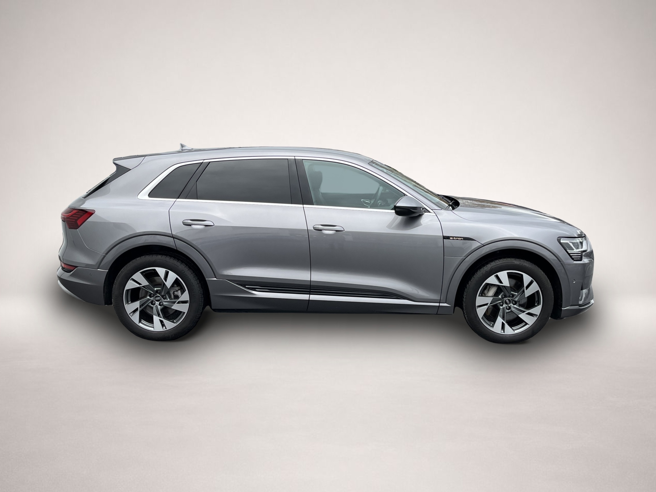 Bild 4 Audi e-tron Advanced 152¤ m.20% Anz. 20 Zoll el.Klapp
