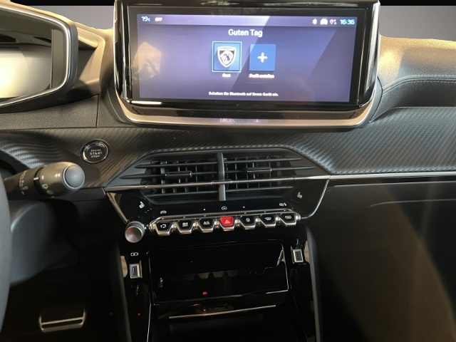 Bild 6 Peugeot 2008 GT HYBRID 145 e-DSC6 +AHK+360CAM+NAV+GJR+PG