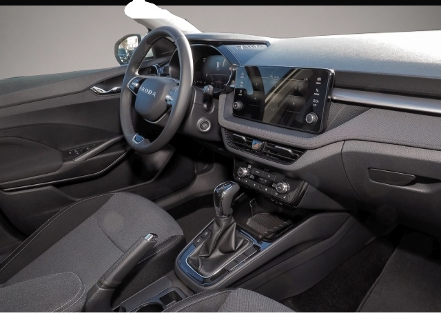 Fotografie 6 des Skoda Fabia SELECTION+AT+SHZ+LRH+R-KAM+PDC+APPLE+