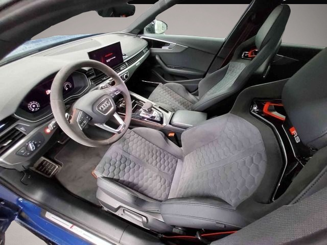 Bild 3 Audi RS4 RS 4 Avant 2.9 TFSI qu. Tiptr. Competition Plus