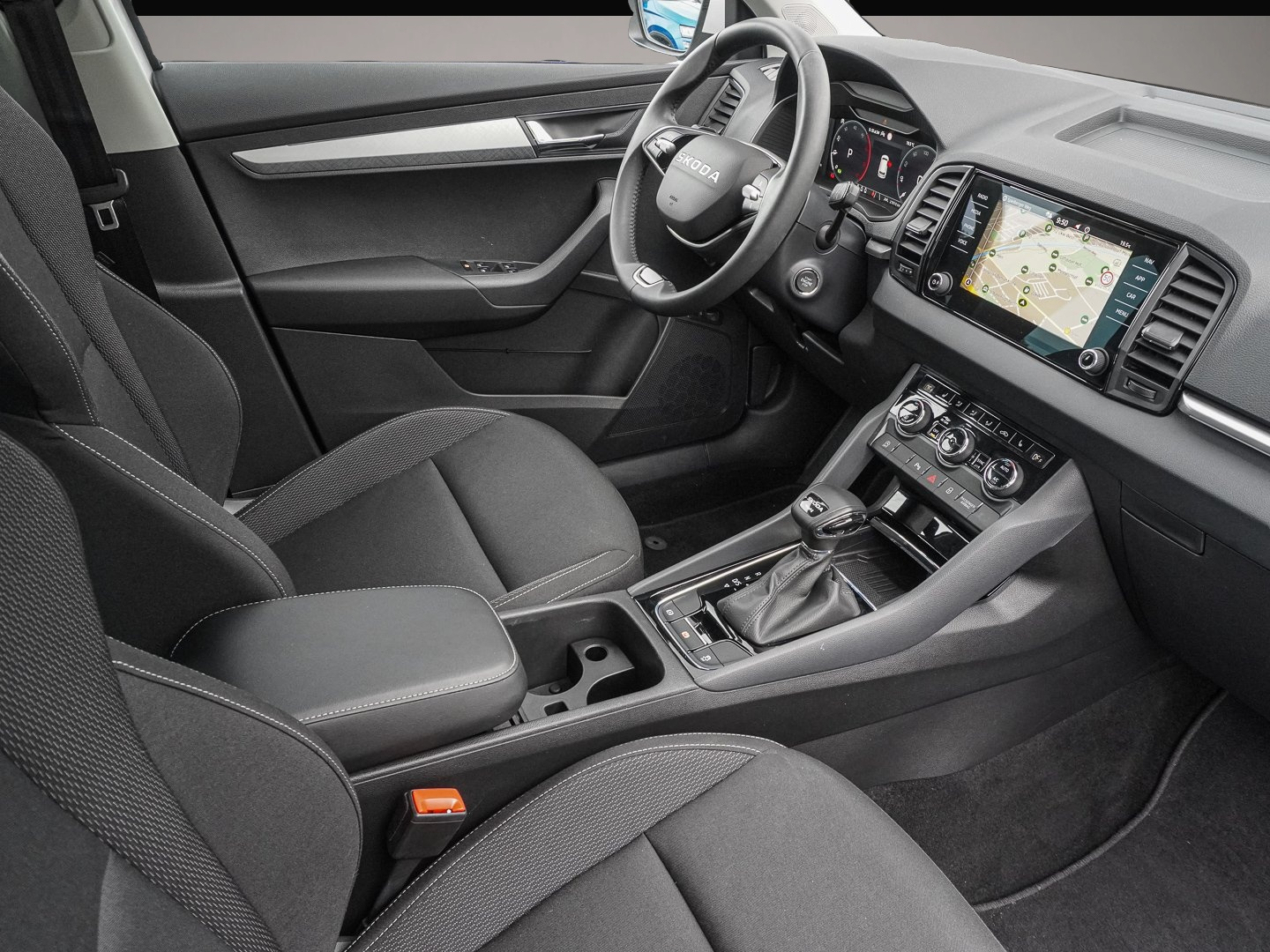Bild 6 Skoda Karoq 2.0 TDI 4x4 DSG Tour NAVI AHK KESSY
