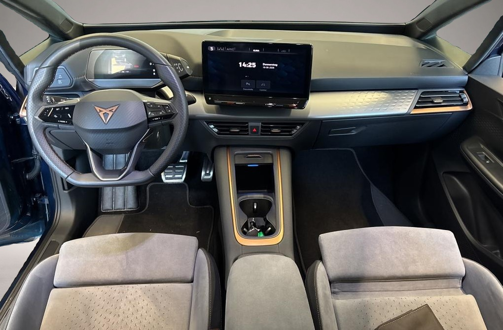 Bild 3 Cupra Born 62KW ALCANTARA NAVI REAR VIEW SHZ