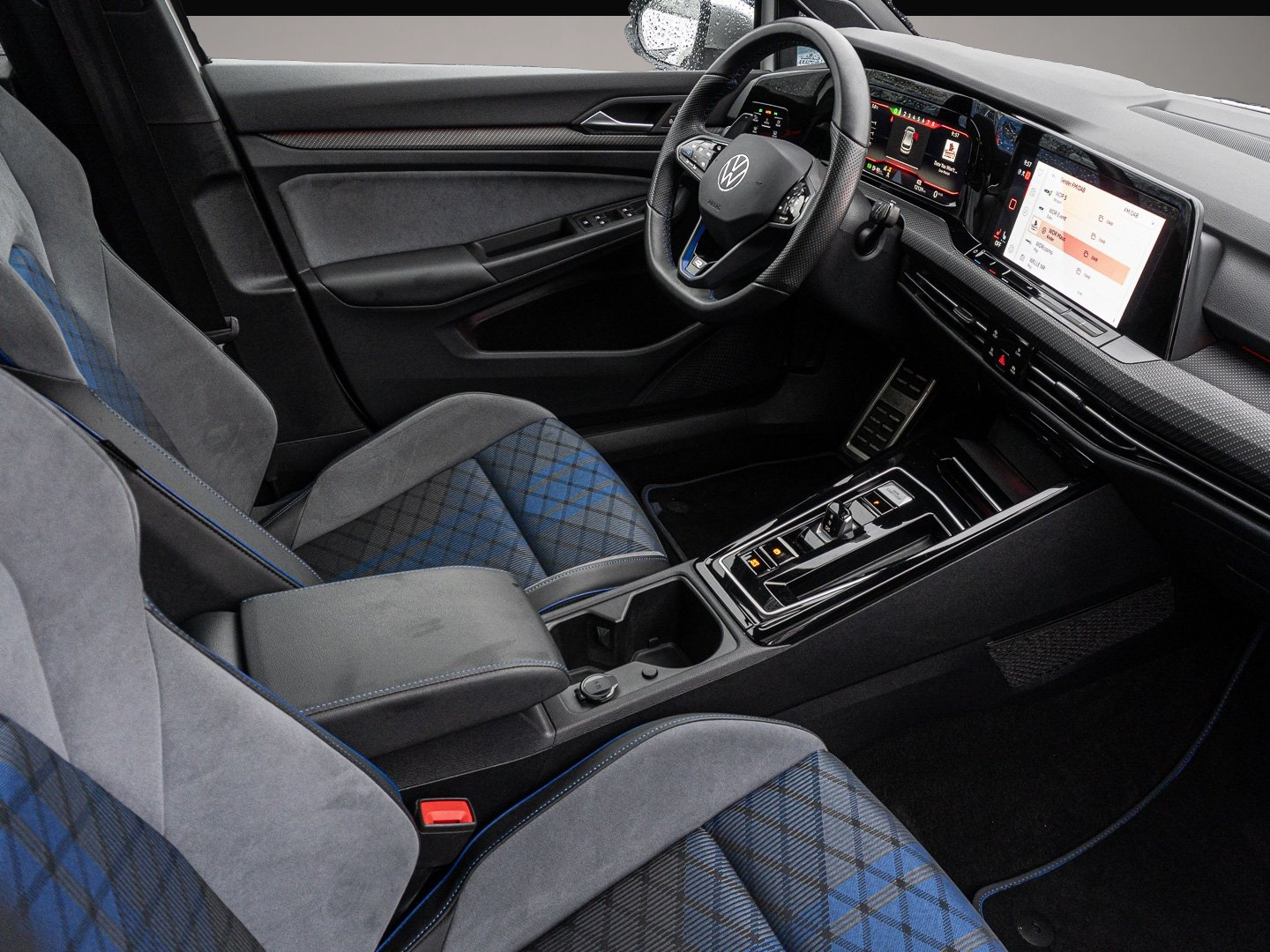 Bild 6 Volkswagen Golf R 2.0 TSI 4Motion DSG