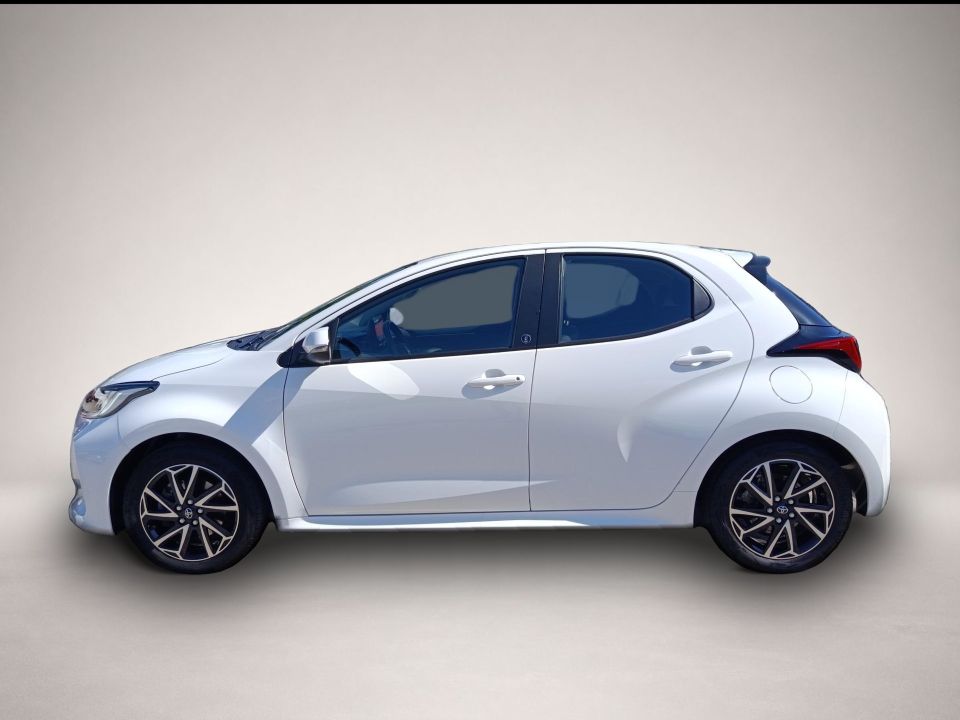 Bild 6 Toyota Yaris 1.5 Hybrid Team D 