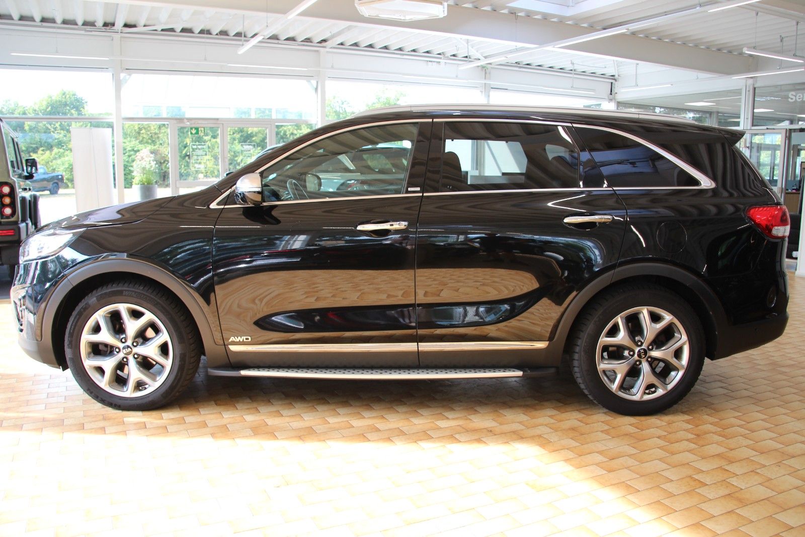 Kia Sorento Sorento Platinum Edition (Masterpiece) 4WD AHK - Thumbnail 3