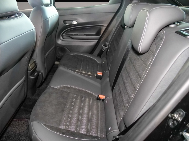 Bild 6 Alfa Romeo Junior Elettrica BEV SPORT SPECIALE Technologie-