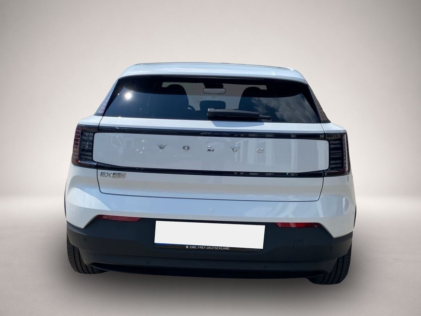 Fotografie 4 des Volvo EX30 Single Motor RWD Plus WINTERPAKET*NAVI*BLIS