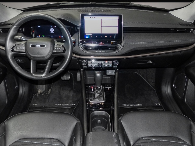 Bild 5 Jeep Compass E-HYBRID UPLAND Soundsystem LED ACC Appl