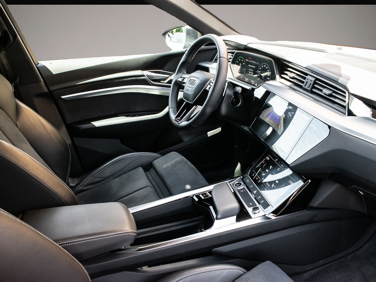 Bild 6 Audi quattro e-tron 50 quattro el.Heckklappe Virtuell Kamera