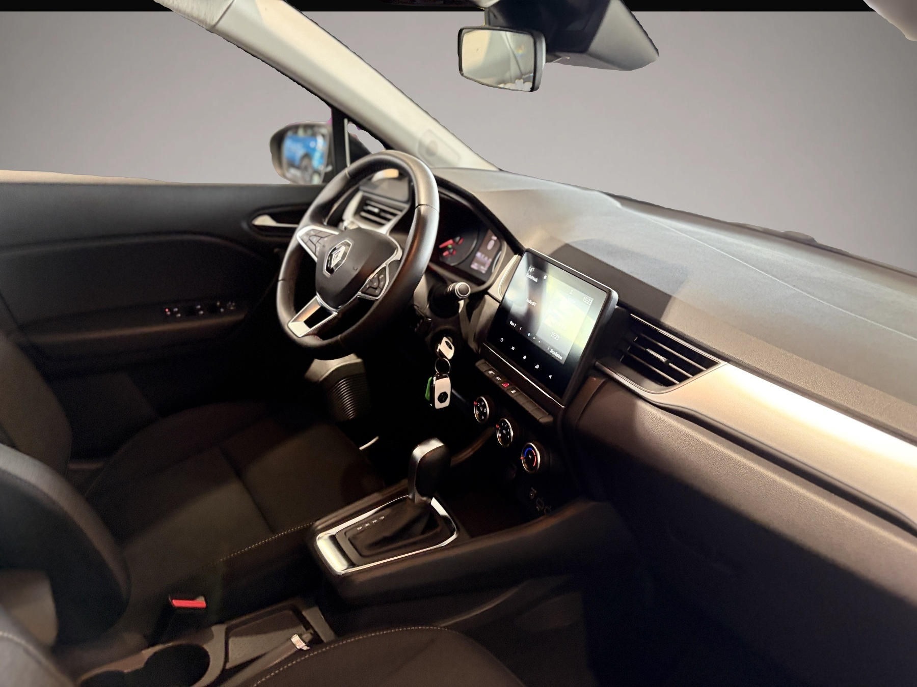 Fotografie 4 des Renault Captur EXPERIENCE TCe 130 PS Automatik EDC