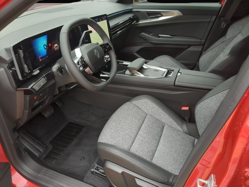 Bild 4 Renault Rafale E-TECH 200 Techno Klimaauto.+LKHZ+SHZ+RF
